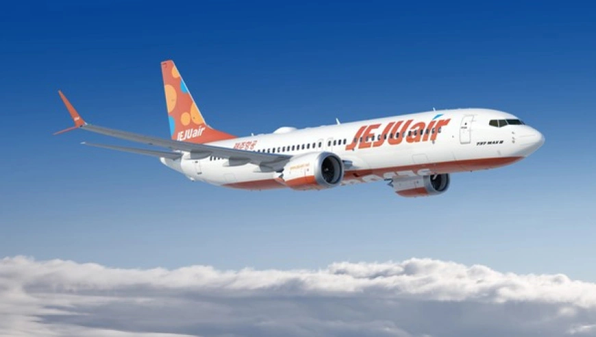 韩媒：济州航空另一架波音737-800客机发生起落架故障，与前一天重大坠机事故机型一致