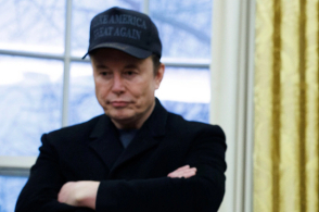 Musk on Trump Advice: "It's Up to Him" Amid Stock Dive
