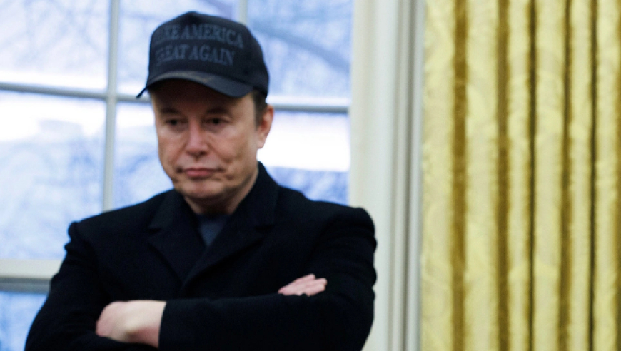Musk on Trump Advice: "It's Up to Him" Amid Stock Dive
