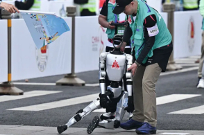 Robot Marathon Debut Falters: A Dose of Reality for AI Hype