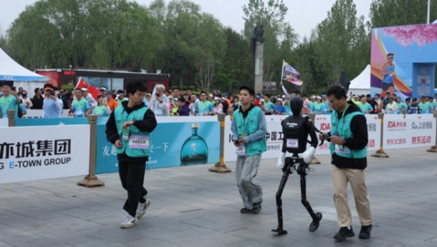 Humanoid Robot "Hanma" Secures Third Place Without Battery Change, Overcoming a Major Hurdle for Home Integration