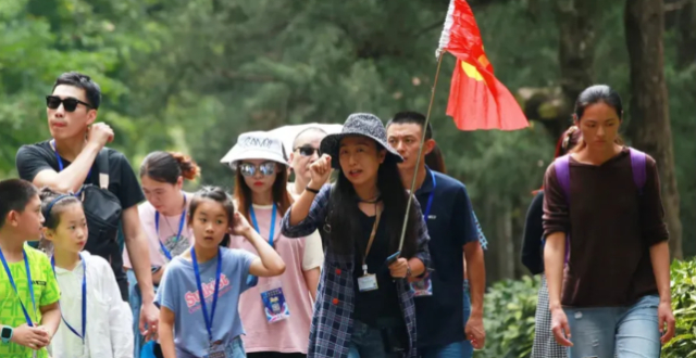 国庆每天3亿人出游 旅行社却撑不住了