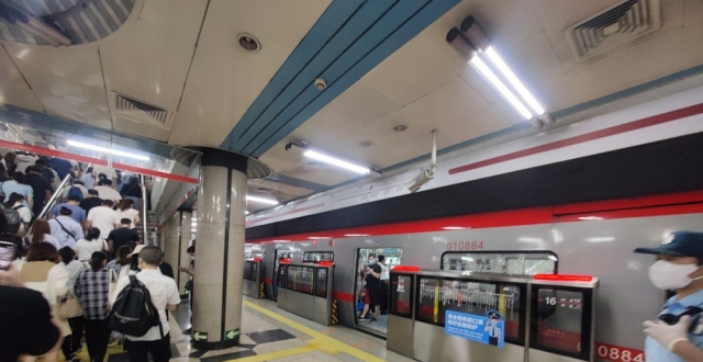 今天是北京地铁53岁生日！从一条线到一张网的蝶变_腾讯新闻