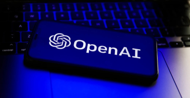为了离AI时代硬件之王更进一步，OpenAI想挖空苹果？_腾讯新闻