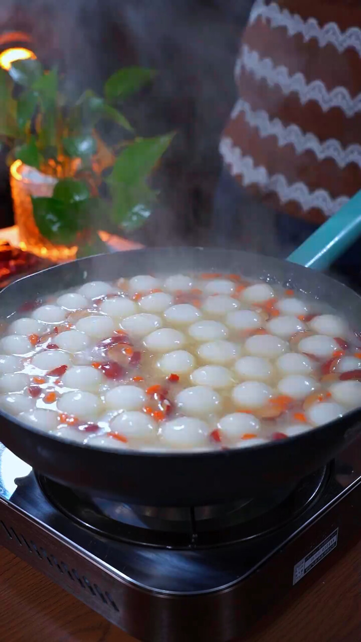元宵节的汤圆你就像我这样煮，只需关键的三步，香甜软糯好吃还不腻_腾讯新闻