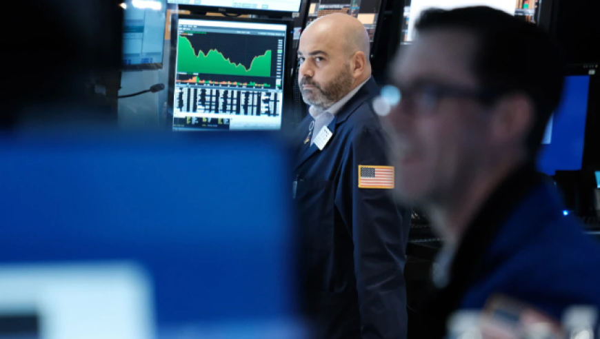 美股半导体、存储芯片、光通信重挫，康宁大跌9%，美光、ARM跌超7%，英伟达跌超3%，美债收益率飙至近3年高位