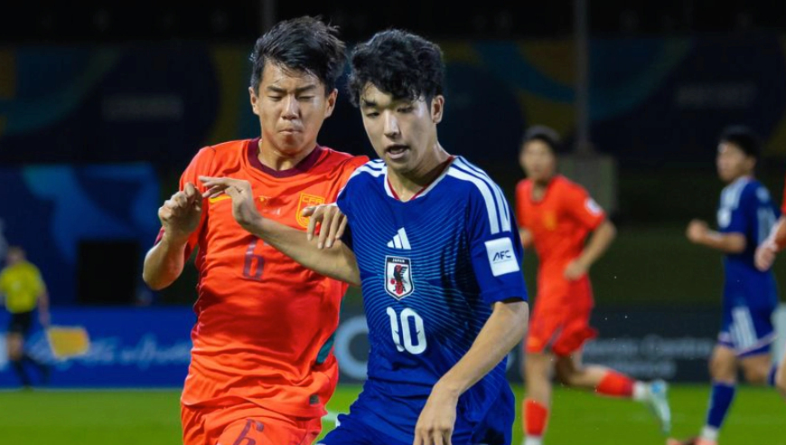 U17亚洲杯决赛：中国2-3日本获得亚军，万项破门，赵松源点射
