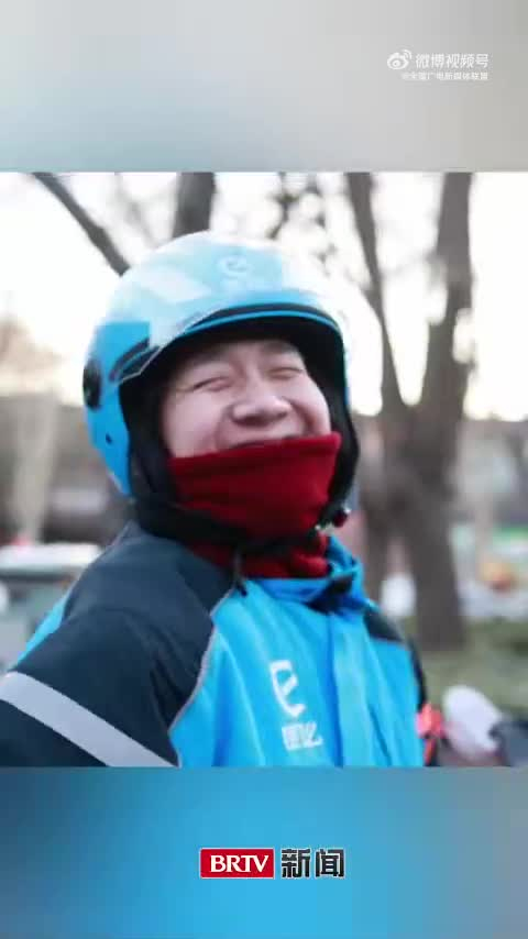 无声骑手刘一飞有个画画大师梦！_腾讯新闻