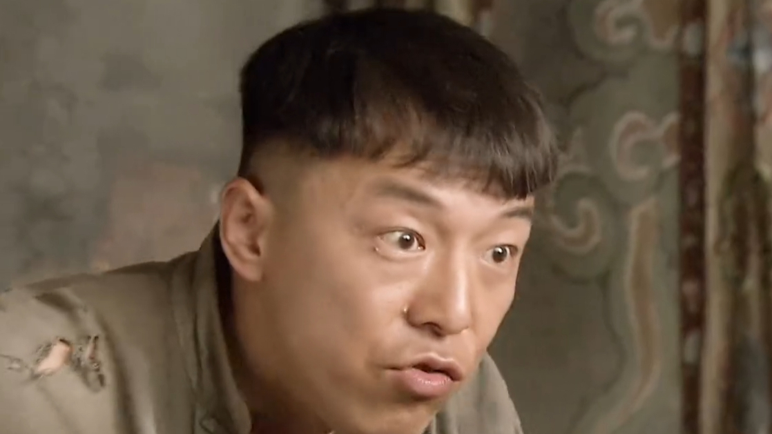 男人每次出老千时,都会让别人蒙住自己的双眼《民兵葛二蛋》