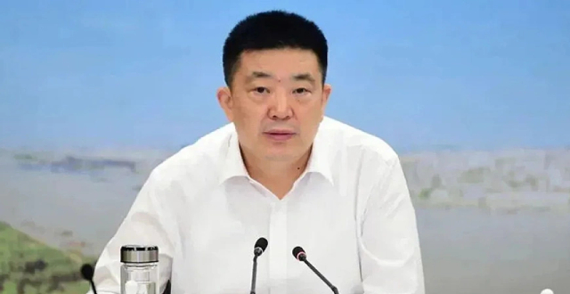 周先旺，非法收受他人财物，数额特别巨大缩略图