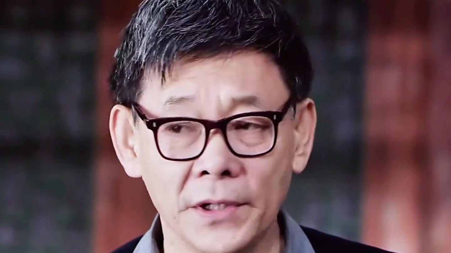 饭店老板把厨子开了，结果生意一落千丈！《情满四合院》中_腾讯新闻