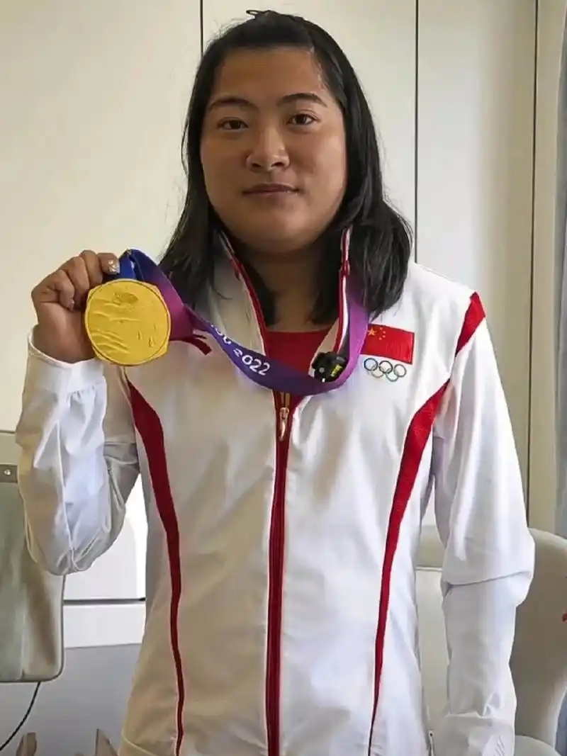 体坛记忆｜袁琦琦身上的每一块肌肉都是在为国争光_腾讯新闻