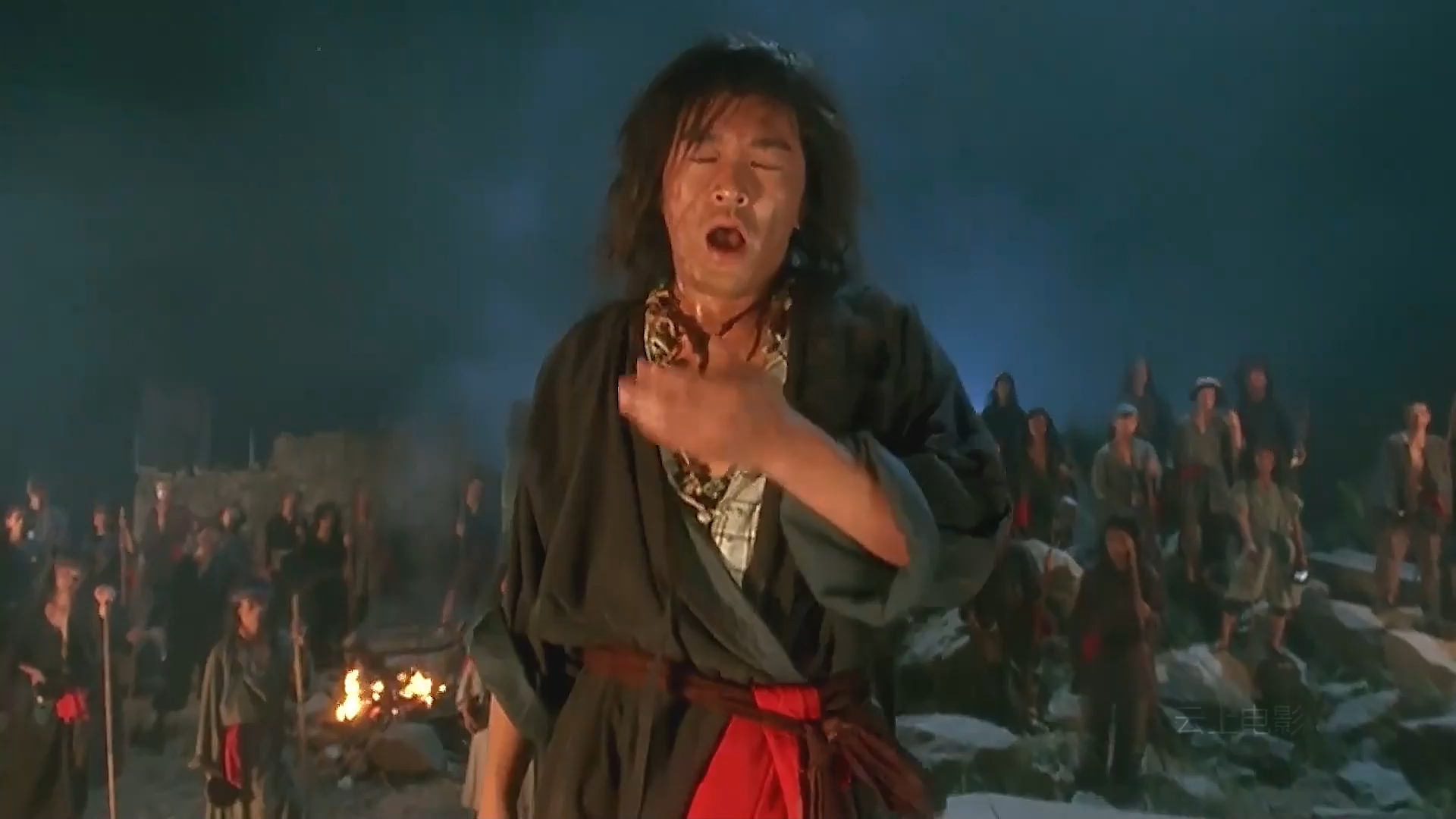 《武状元苏乞儿》小伙在丐帮比武,却打坏了打狗棍