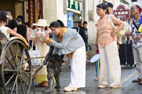 十一游客流行“跳城游”，“多城串游”火了