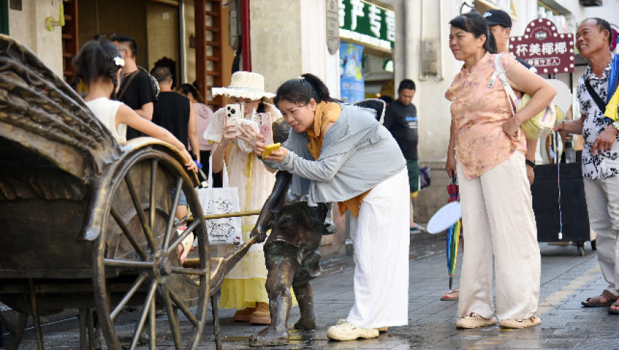 十一游客流行“跳城游”，“多城串游”火了