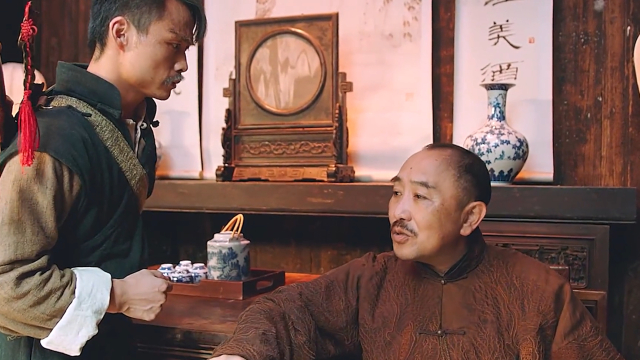 《黄庙村怪谈》一行人寺庙躲雨，碰到不干净的东西，结果第二天看到那女人出殡..._腾讯新闻