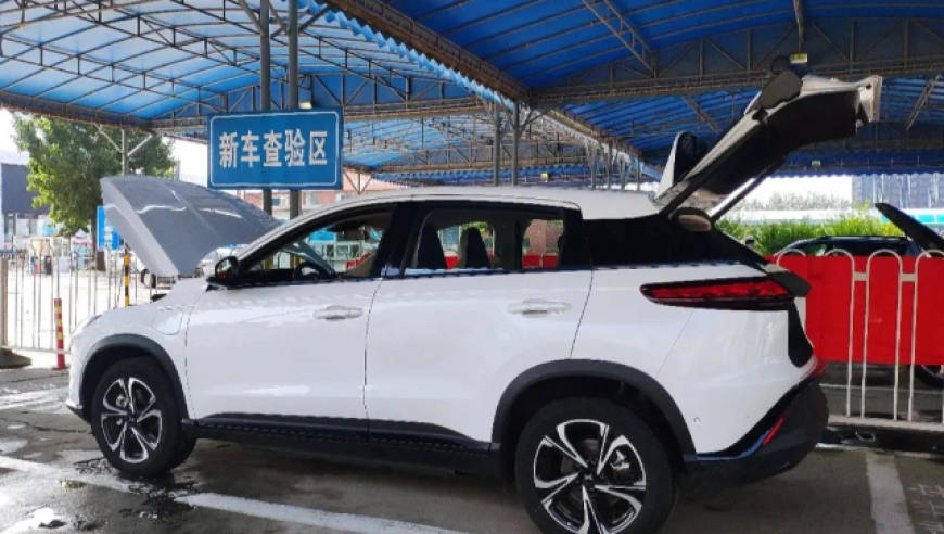 这些新政策砸了黄牛的饭碗，车主：终于不用花冤枉钱了