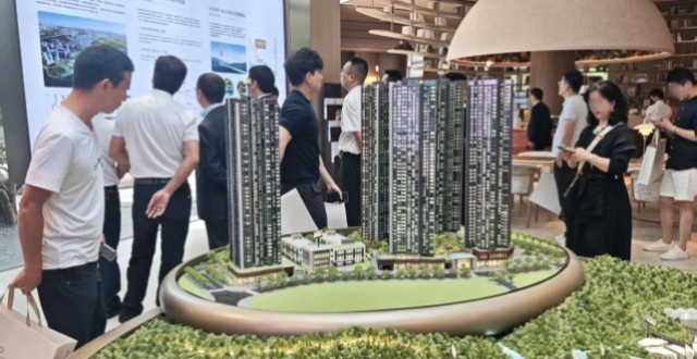 深圳楼市“量涨价稳”：新房库存降了，部分核心区域二手房价涨了_腾讯新闻