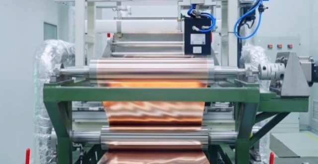 全释硬科技丨破解“不可能三角”！中国科学家造出“超级铜箔”缩略图