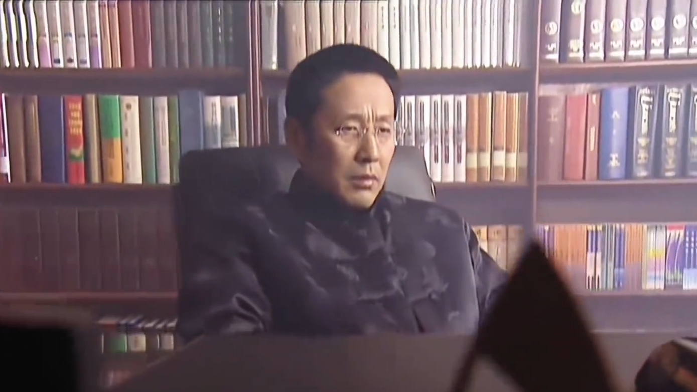 《黑洞》：黑老大的小弟落到了警方的手里_腾讯新闻