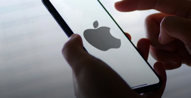 “还我妈生相册”，苹果 iOS 18 正式版被网友吐槽“丑”上热搜_腾讯新闻