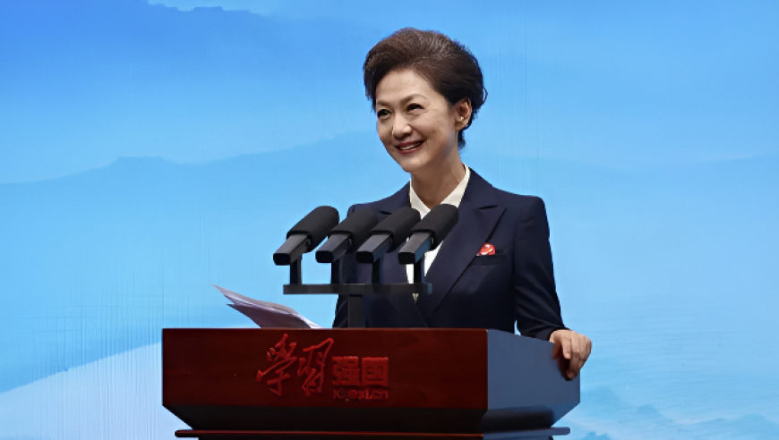 央视主持人海霞，有新身份