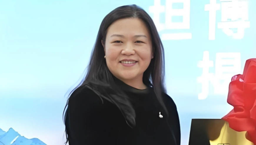 突击分红2.9亿后，王丽莉的家族生意坦博尔赴港募资14亿