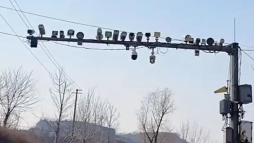 山西一道路立杆上摄像密集？当地：有双向摄像头有灯具，不会过度抓拍