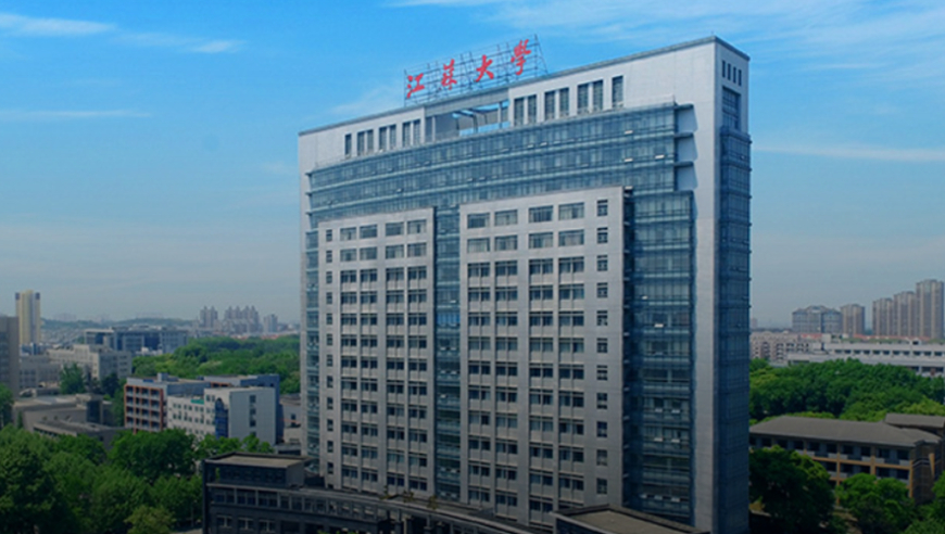 江苏大学教师吐槽考核“一刀切”：新增800余门课程，有理科老师为教学学时达标去教军事理论