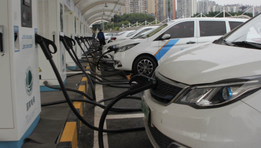 三部门召开新能源汽车行业企业座谈会：坚决抵制无序“价格战”