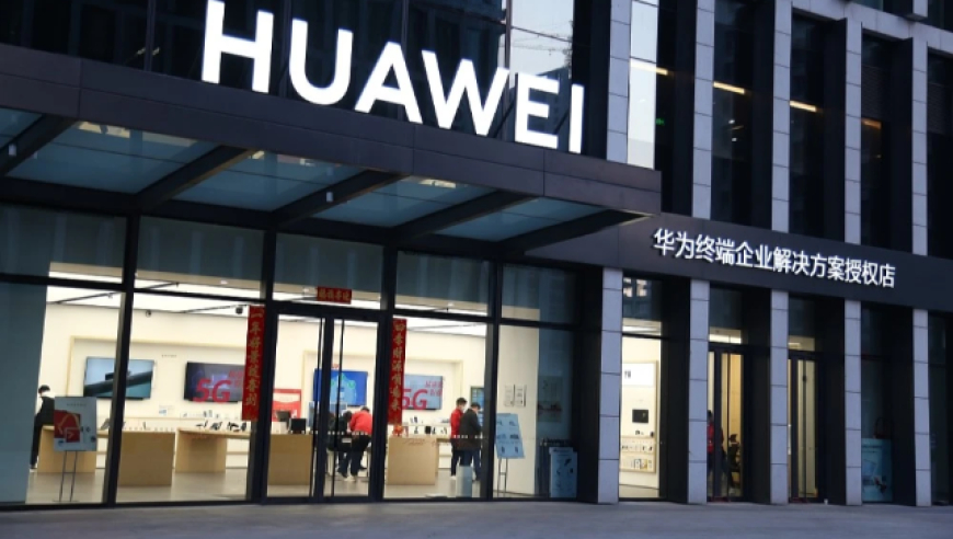 华为车BU CEO靳玉志透露：去年研发超百亿，今年高速L3商用能力几何？