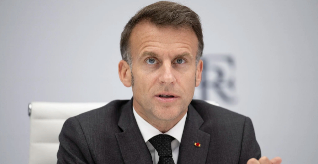 法媒：马克龙在爱丽舍宫接见约500名市长，表达支持并“动员”缩略图