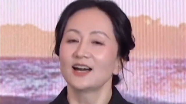 孟晚舟回国后首次亮相华为发布会：记得上一次还是在四年之前_腾讯新闻