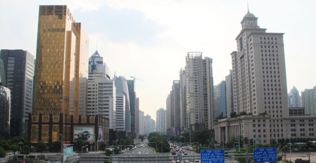 广州楼市半年报：一二手楼市皆价降量升_腾讯新闻