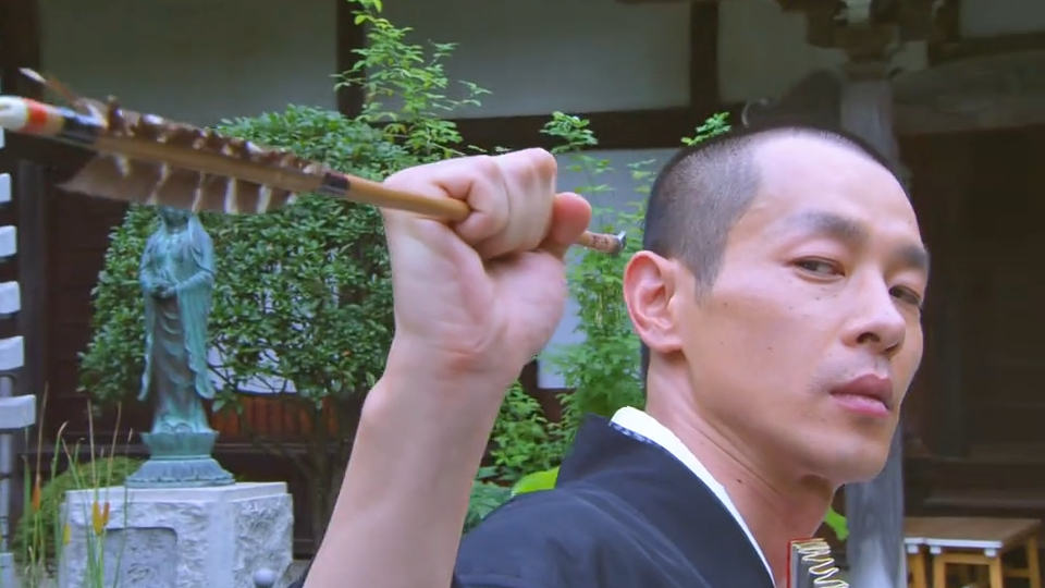 《反杀》千万不要轻易和出家人开玩笑，不然后果很严重_腾讯新闻