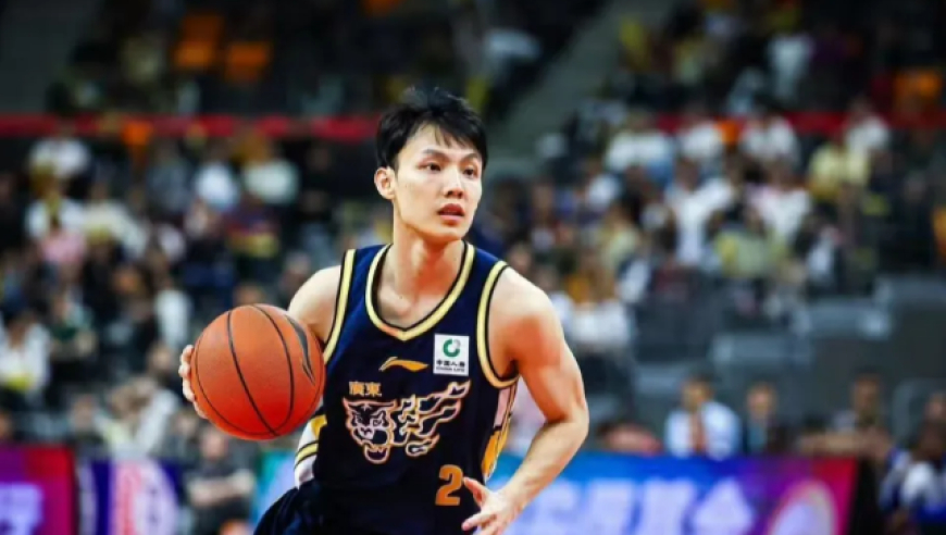 惨遭19分大逆转！广东爆冷不敌福建皮特森39+7三分徐杰14中2