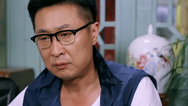 幸福照相馆：妻子嫌弃穷丈夫，不料再见时已高攀不起_腾讯新闻