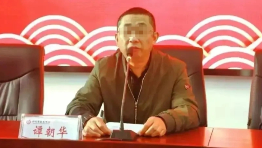 帮高考中考考生作弊？自己论文造假？四川一中学副校长遭全体教师举报