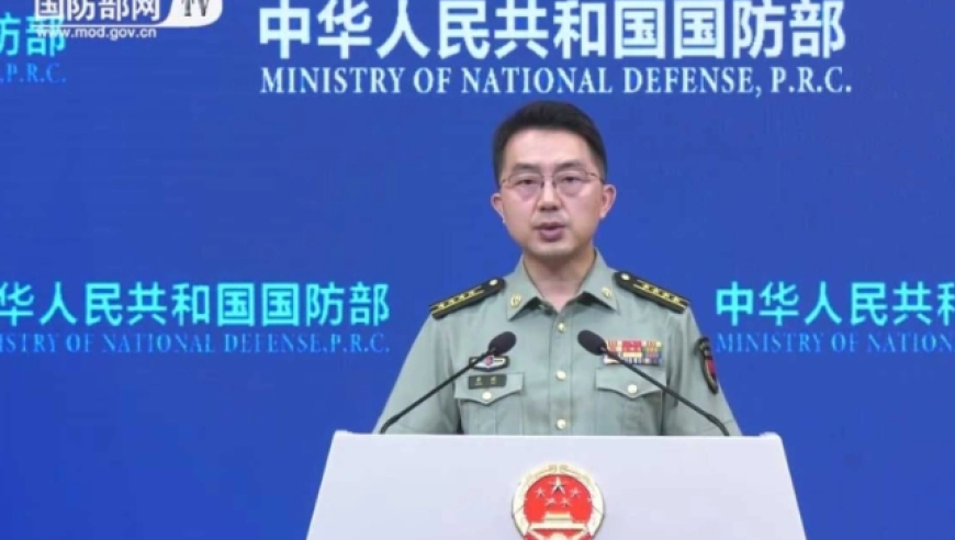 美驱逐舰侵闯中国黄岩岛领海被驱离国防部：美方应切实约束一线部队