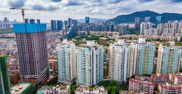 深圳出现“一成首付”楼盘？销售人员证实：首付不够可帮忙办理小额贷_腾讯新闻