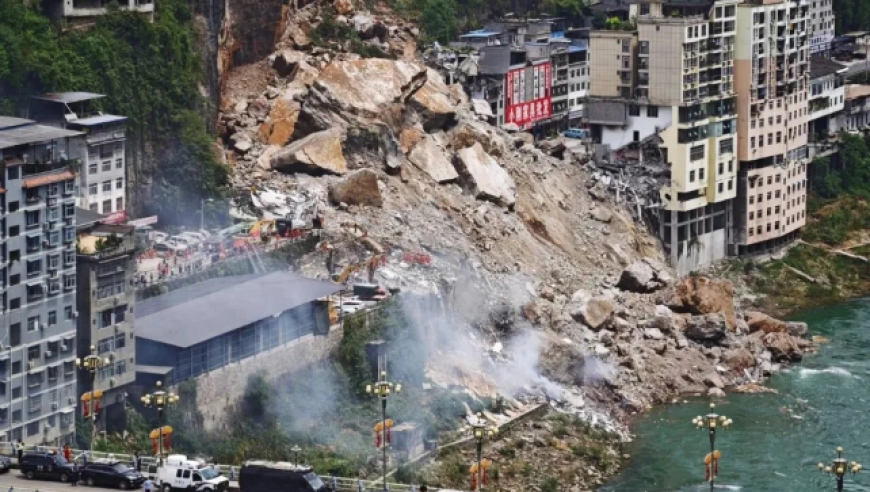 『专题』重庆彭水山体崩塌找到并确认51人遇难 仍有10人失联