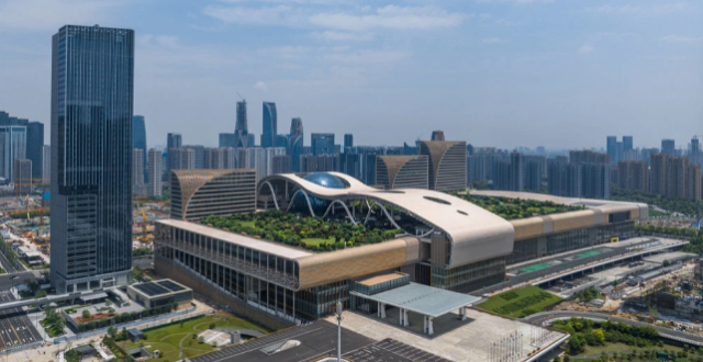 创下年内最高溢价，杭州土拍市场又热了缩略图