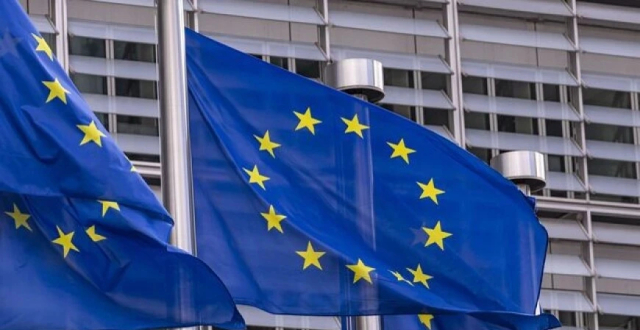 欧盟认定美国社交媒体平台X在透明度方面违法缩略图