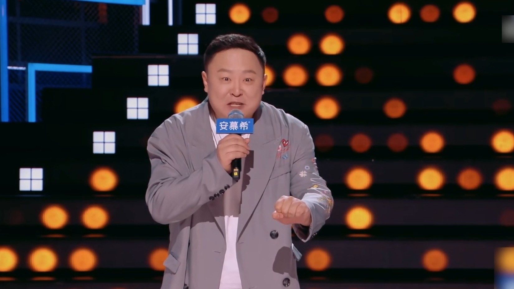 德云社内爱“溜须拍马”？阎鹤翔：有活人感的公司丨喜友秀纯享_腾讯新闻