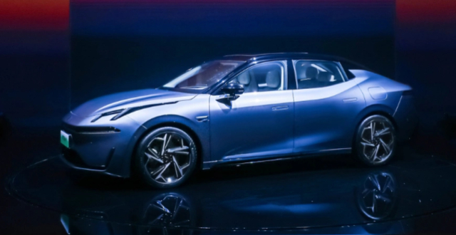 领克07em-p首发亮相 定位中型轿车/搭载插混动力鹅看新车1小时前美媒