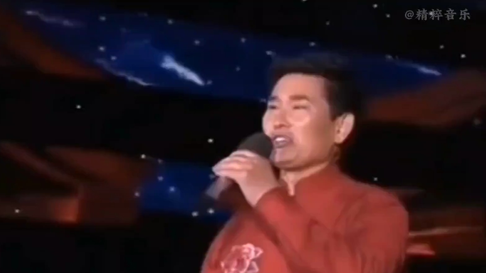 当53岁朱之文遇到歌手毕宏伟，同唱一首歌，一开口谁唱功更胜一筹_腾讯新闻