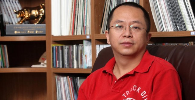 三六零回应周鸿祎胡欢离婚：私人关系调整 周鸿祎12个月不减持_腾讯新闻