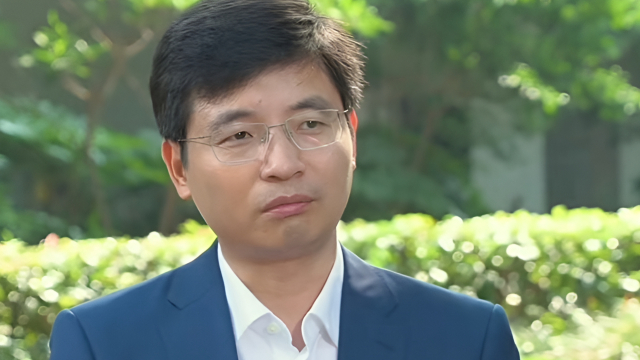 80后！张桥任苏州大学校长_腾讯新闻