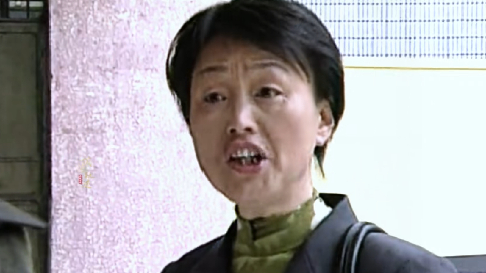 女人跑政府闹事，结果被老领导训斥回去《阳光代表》_腾讯新闻