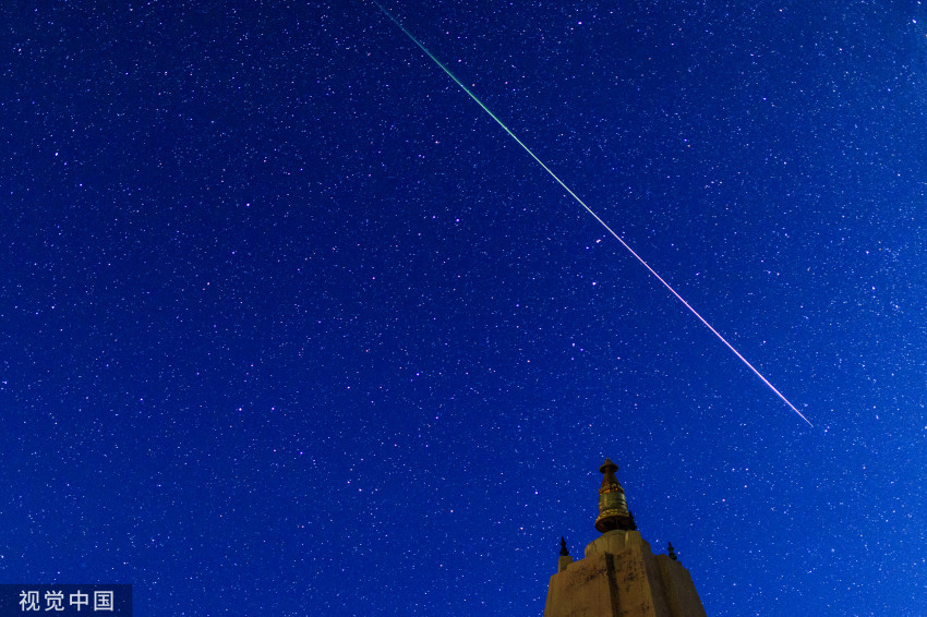 今夜月光与英仙座流星雨争辉!